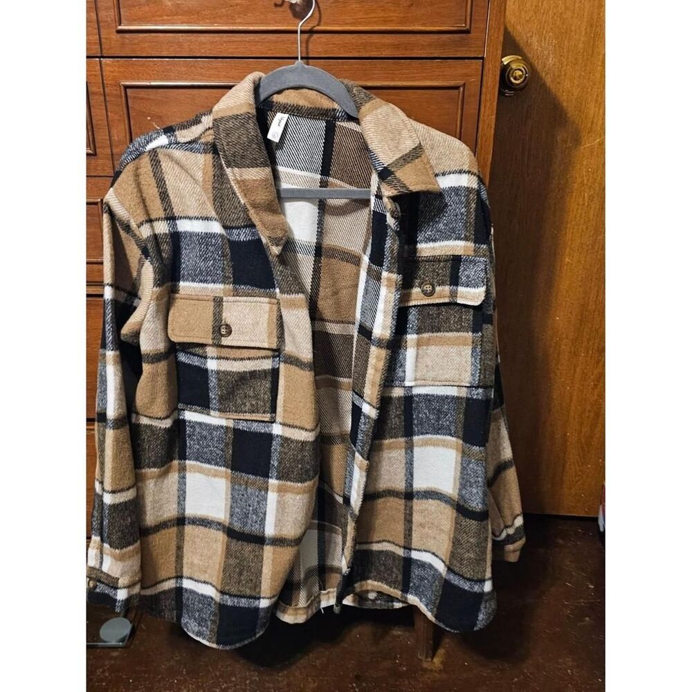 Unbranded Women's Black and Tan Jacket